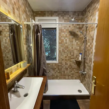 Private And Shared Kitchen In Vintage Caravan Countryside Views * Caldes de Malavella